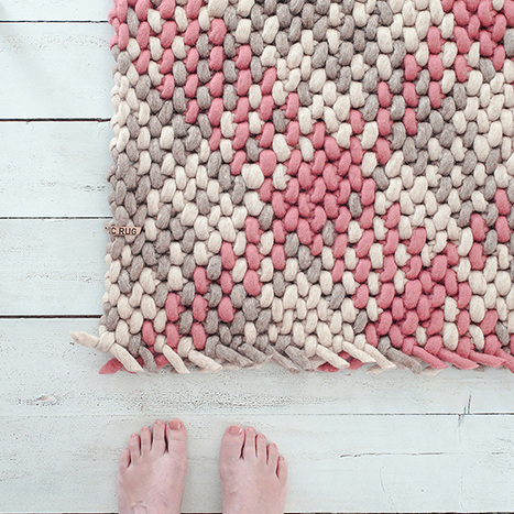 Teppich Schafwolle rosa braun beige geknotet wendland michelle mohr