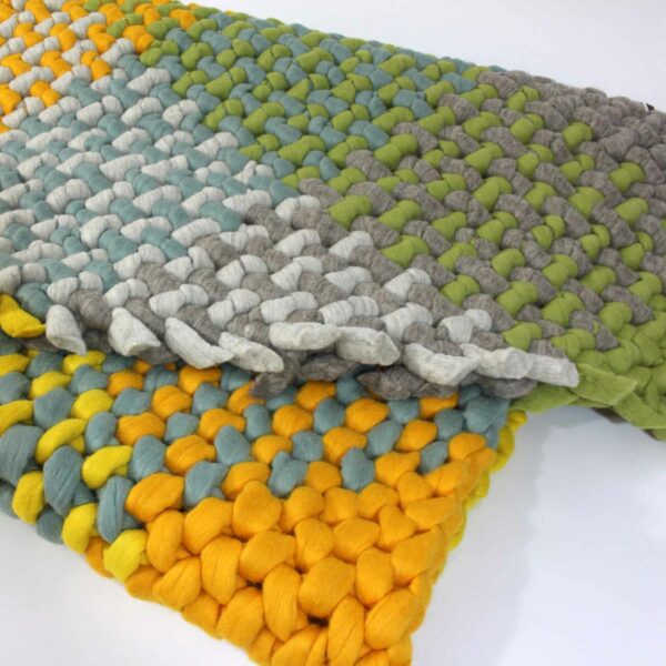 Carpet summer 100% sheep wool knotted in Wendland Michelle Mohr Textildesign
