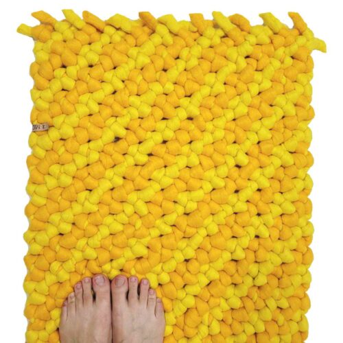 Carpet sheep wool knotted yellow
