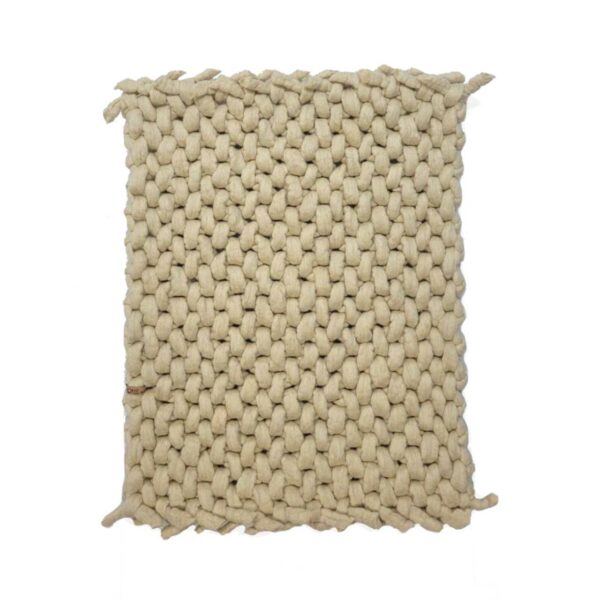 Carpet sheep wool knotted beige